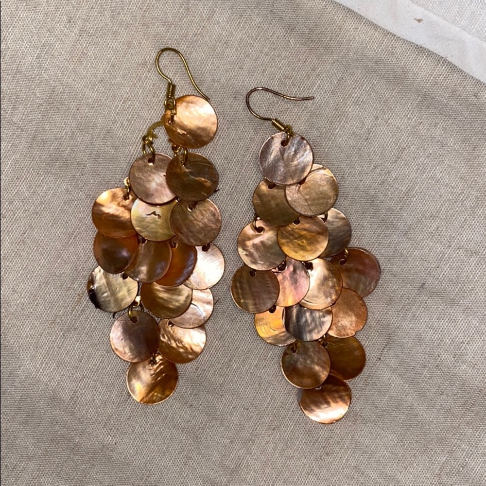Shell Drop Earrings - Picture 2 of 3